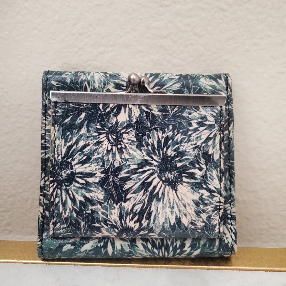Patricia Nash Blue Floral Leather Wallet - Picture 3 of 16